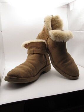 UGG Brown Suede Women's Elisha Booties Size 7 1116107